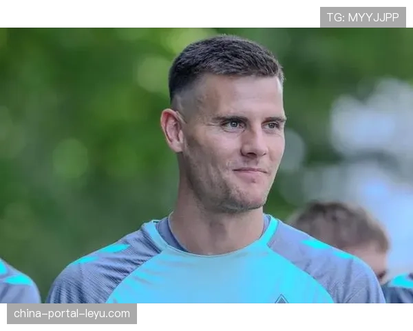 通讯：一场平局背后的故事——云达不莱梅门将泽特尔的神奇扑救之夜。